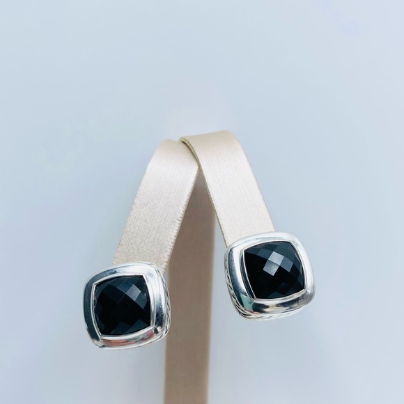 DAVID YURMAN
Sterling Silver Black Onyx 11mm Albion Earrings - Picture 4 of 12